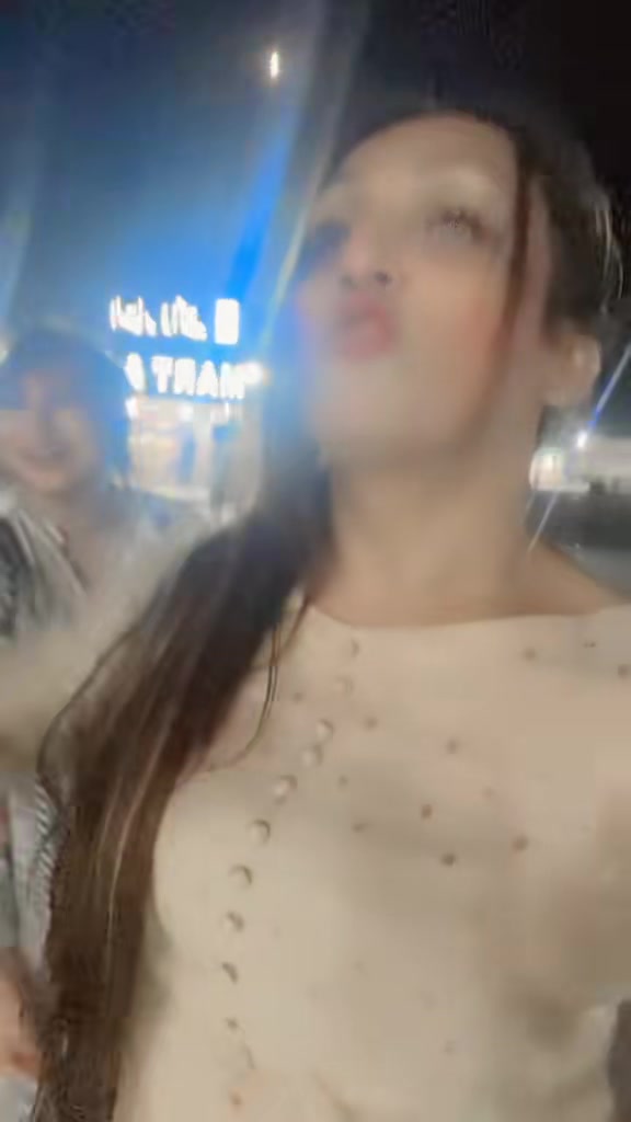 @Kami_Bulbul