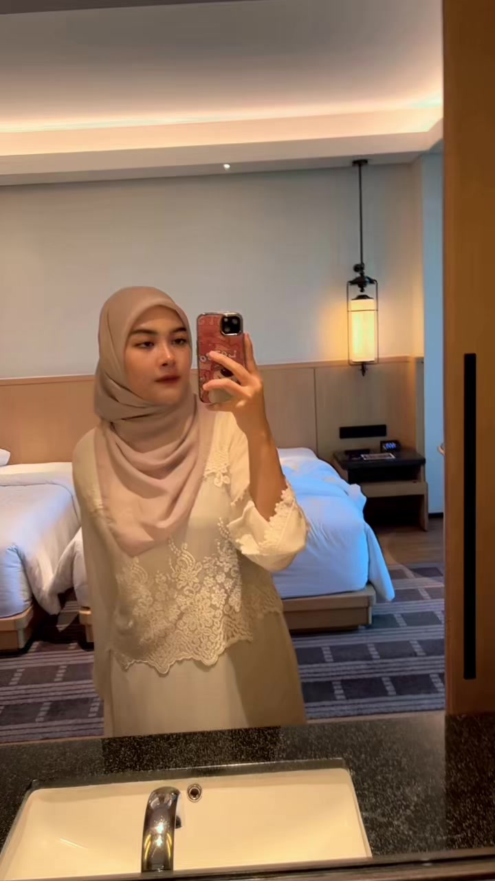 @nisyaahr
