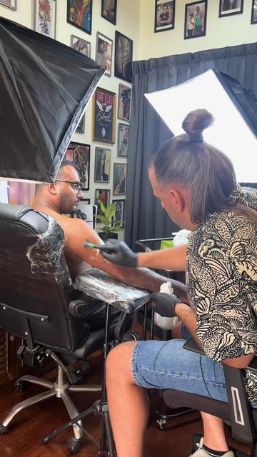 @Colonel tattoo shop