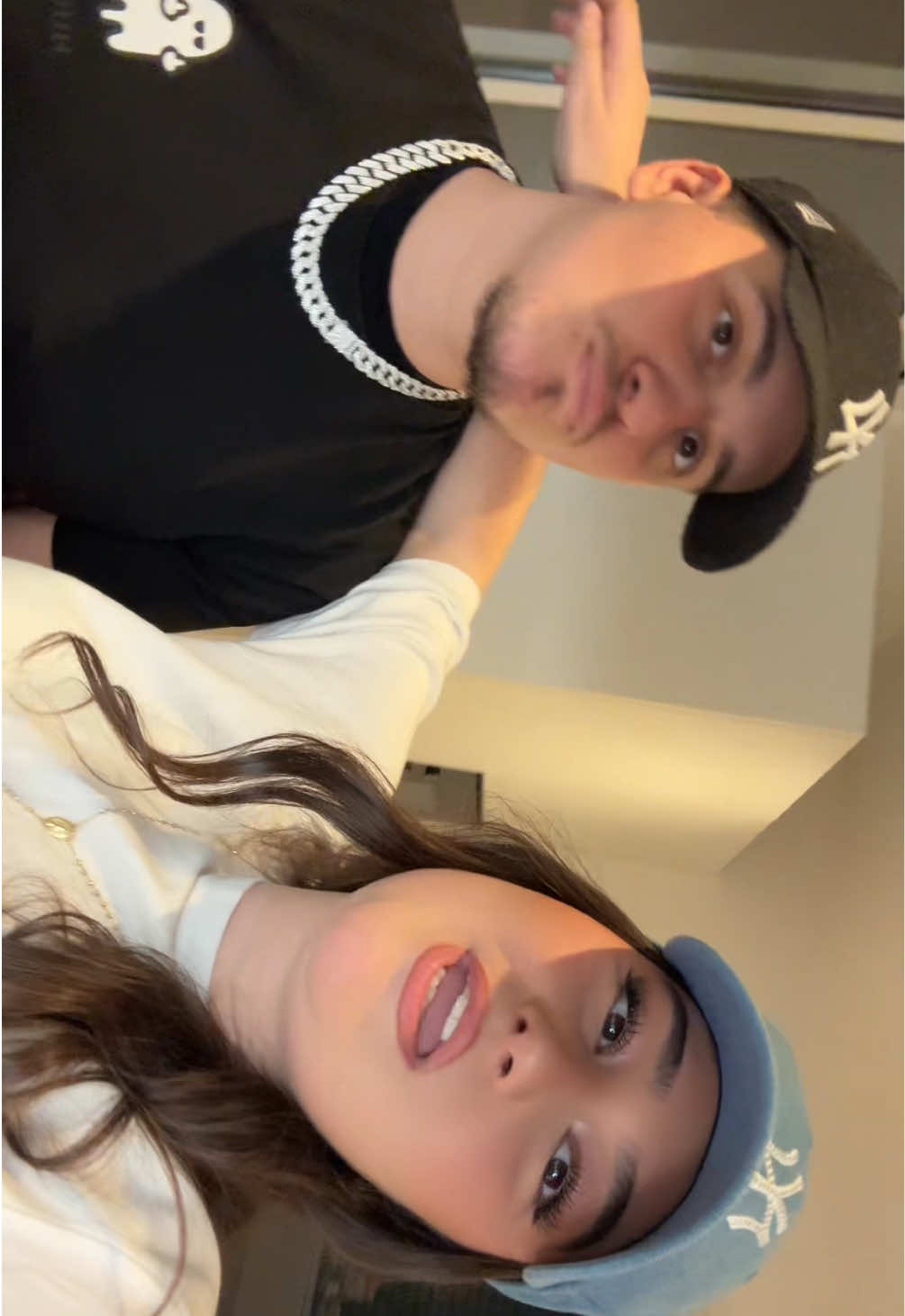 @RafaelaPnishi