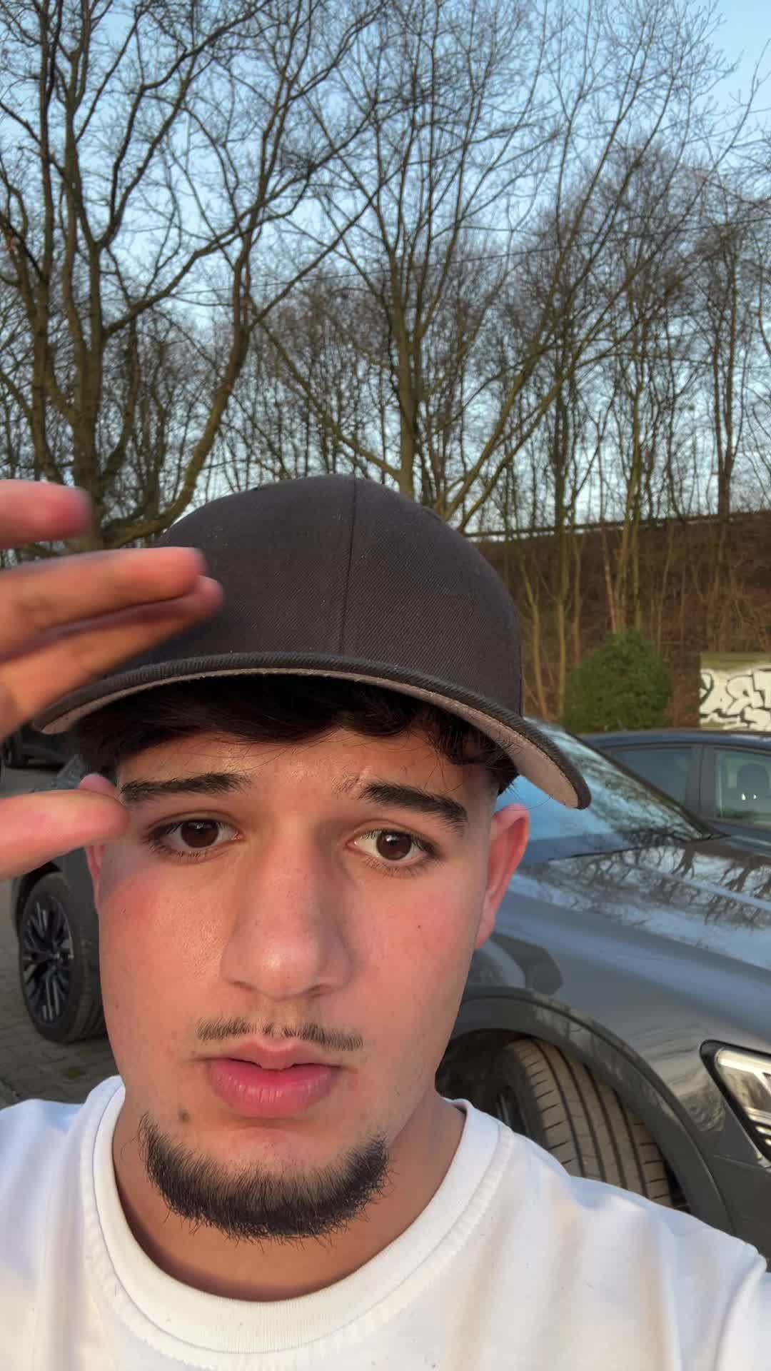 @𝟮𝟳