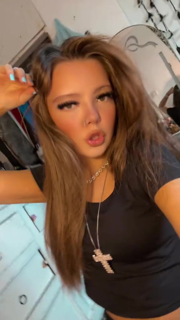 @holliesspam😝