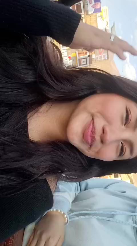 @Anjhi_13