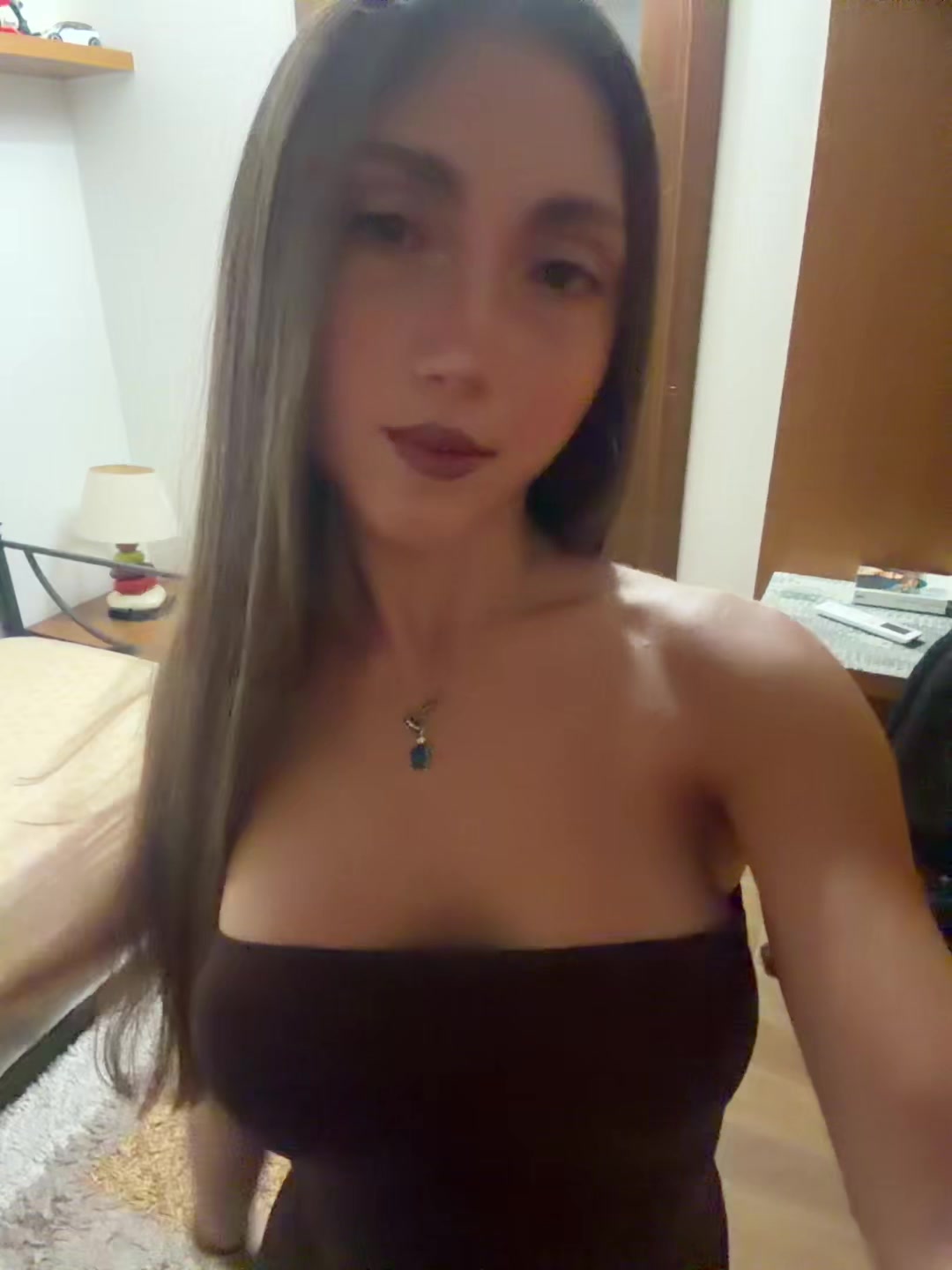 @🐚