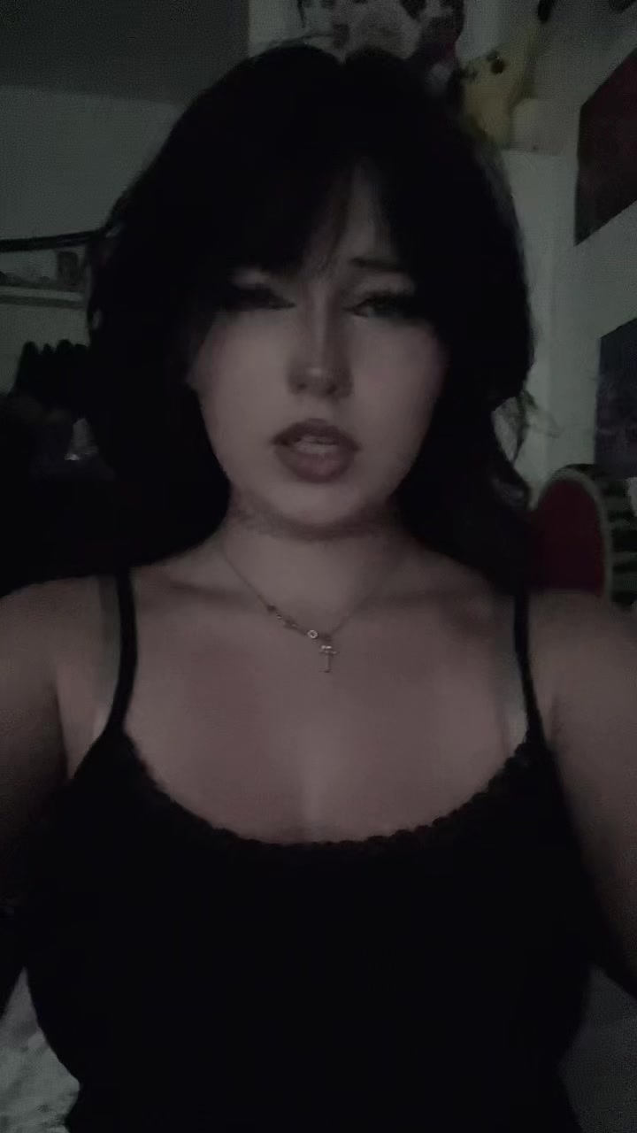 @Loulovescigarettes☭