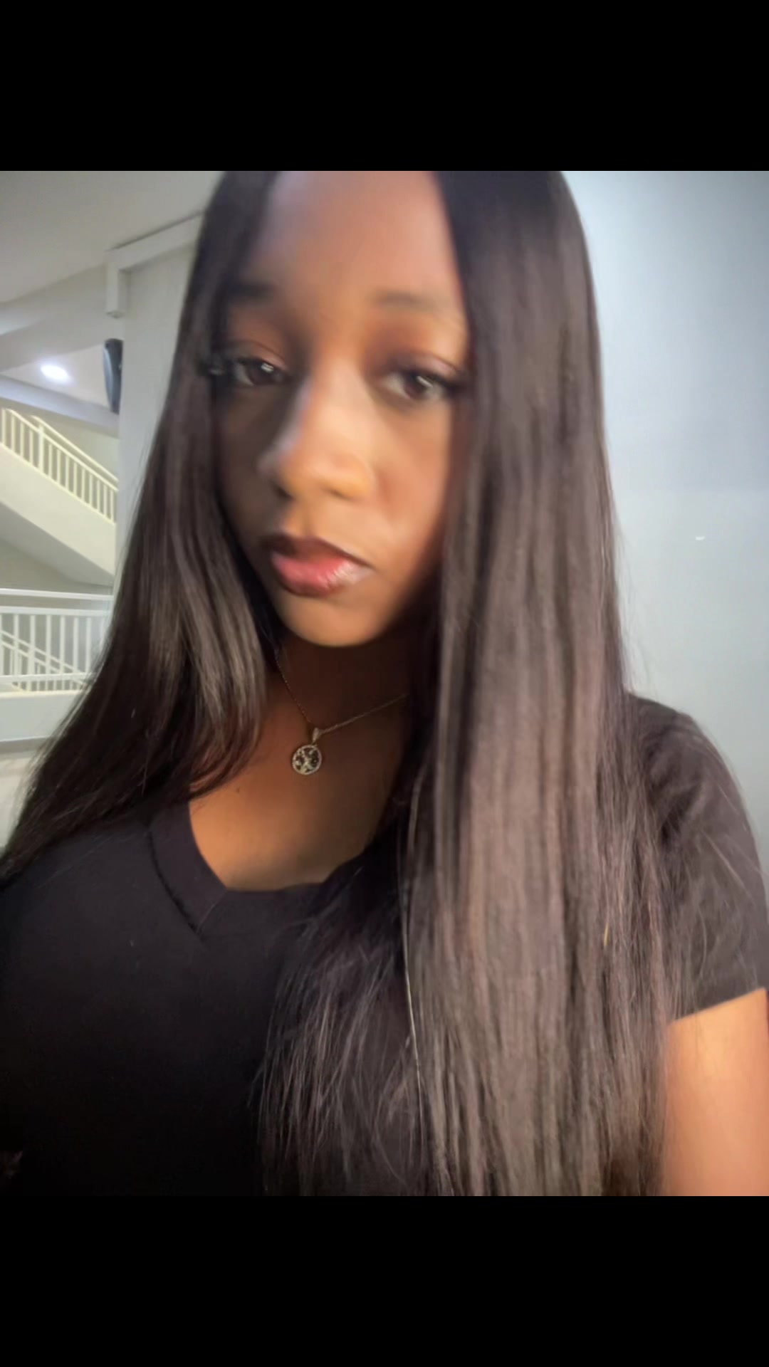 @𝑚𝑜𝑚𝑚𝑦