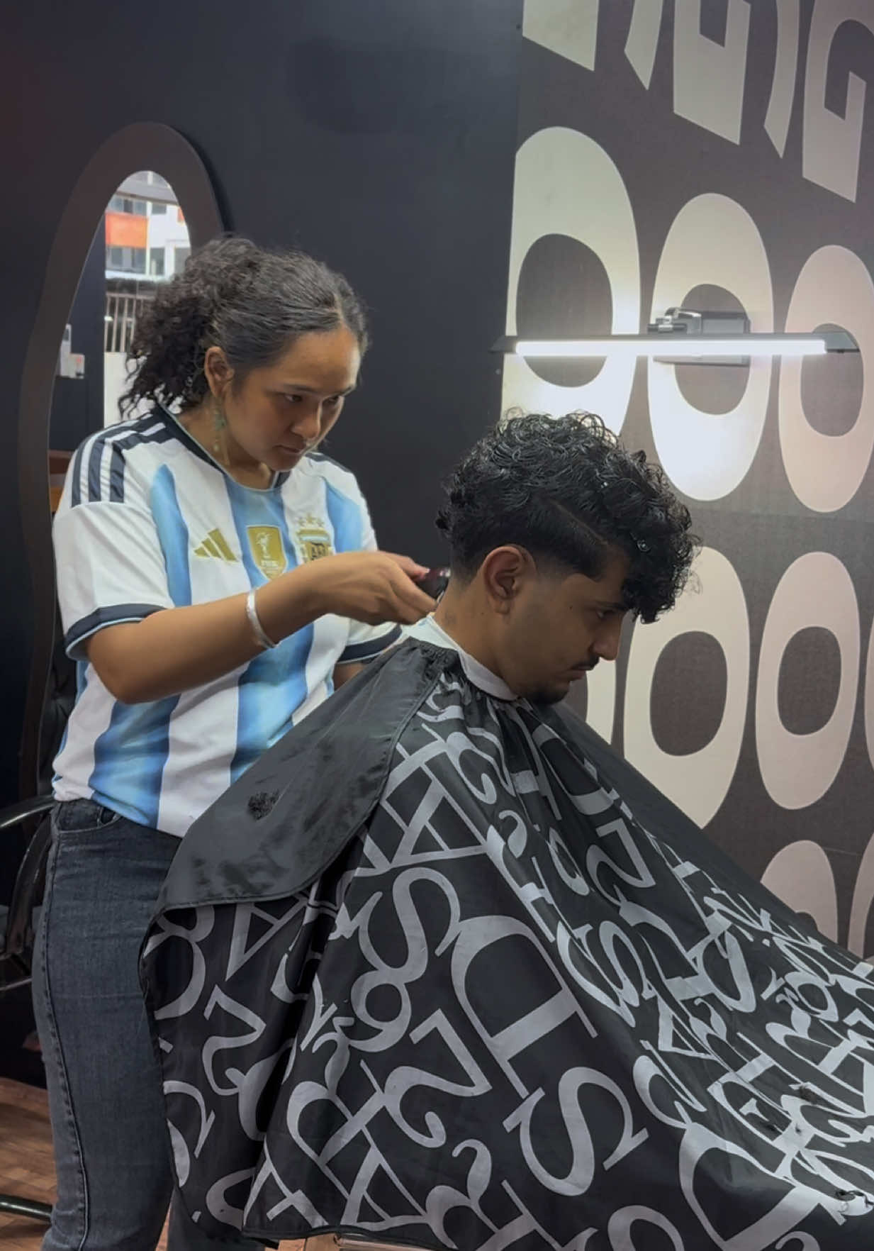 @Monica Lama💈