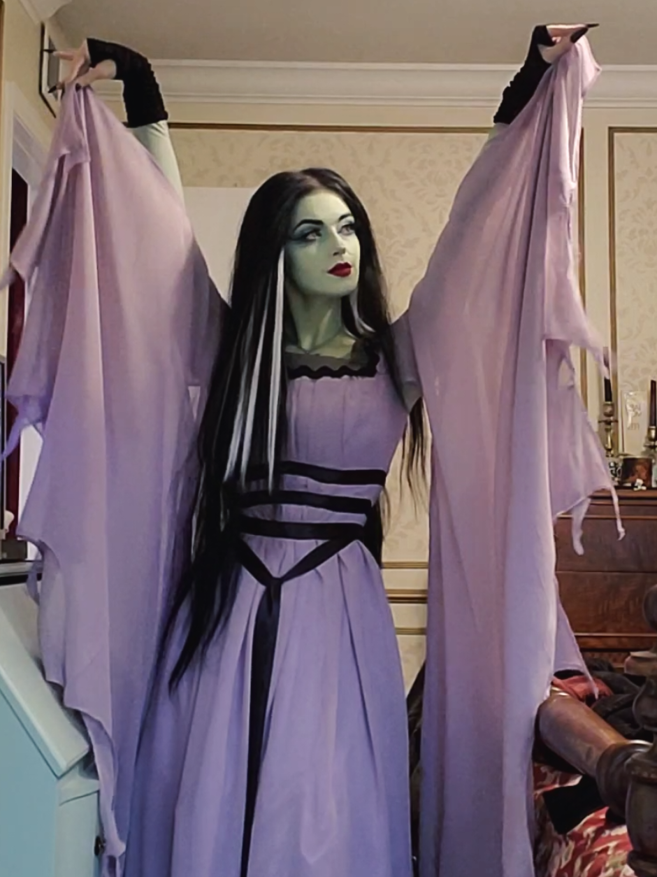@maudlinoddity