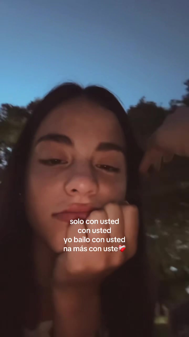 @vicky