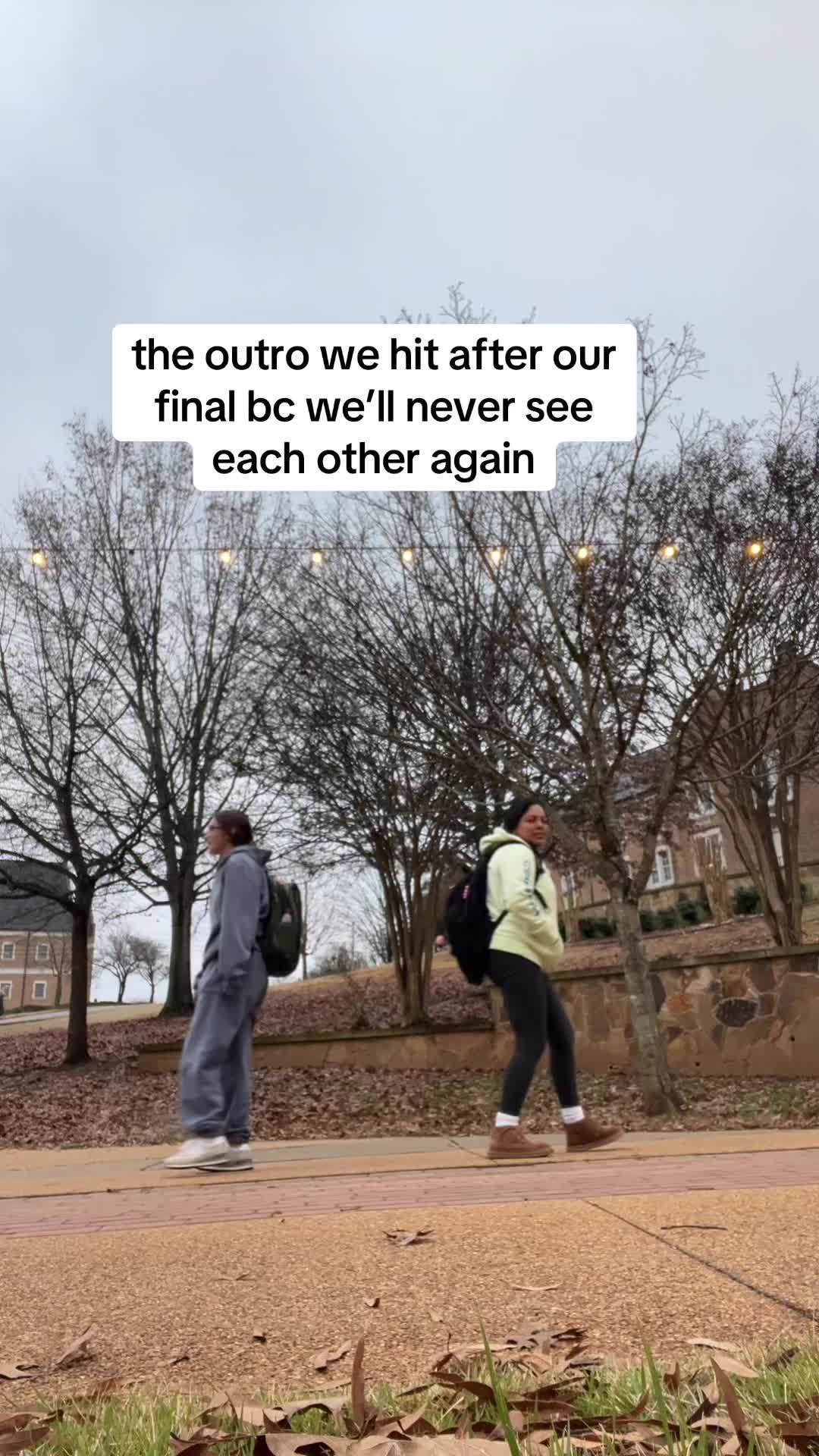 @🎠✨🦋🧚🏽♀️🫧🪞🕯️