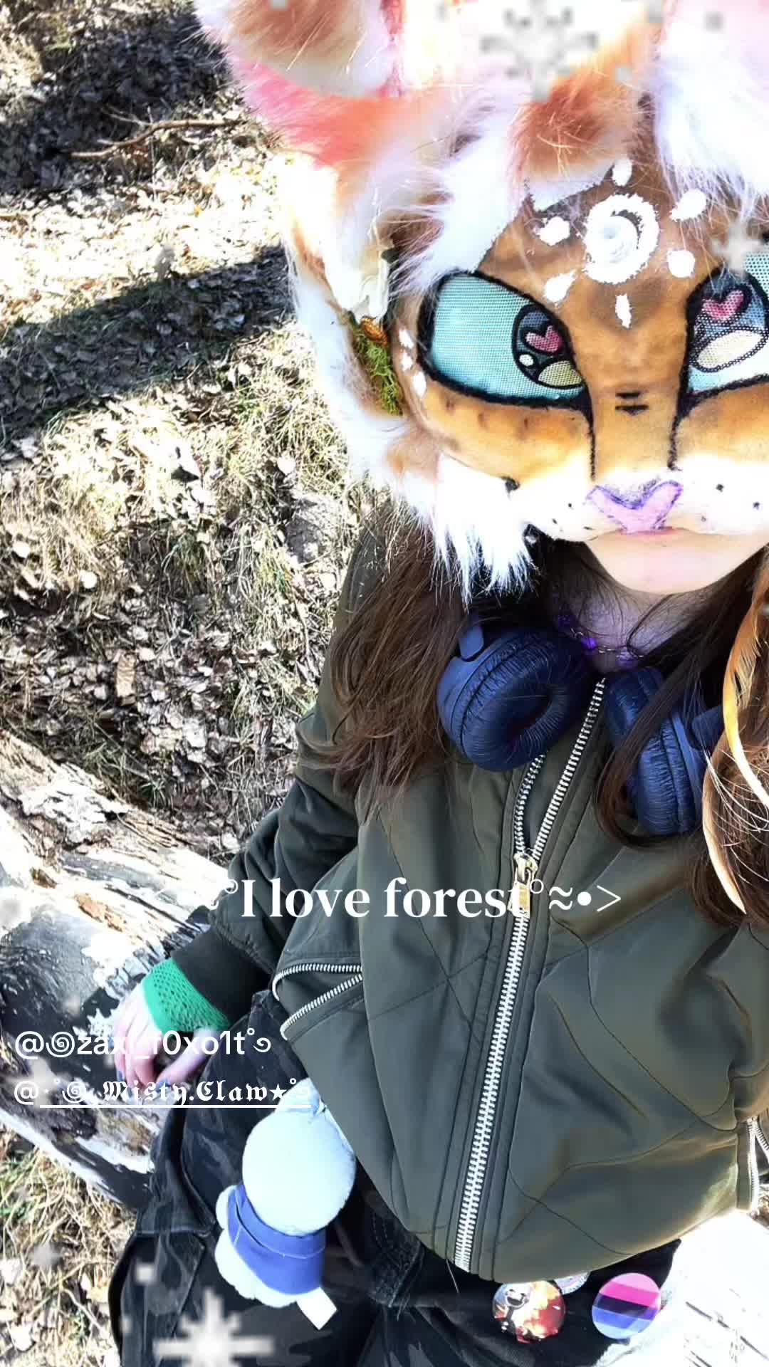 @zaxi_f0Xo1t.