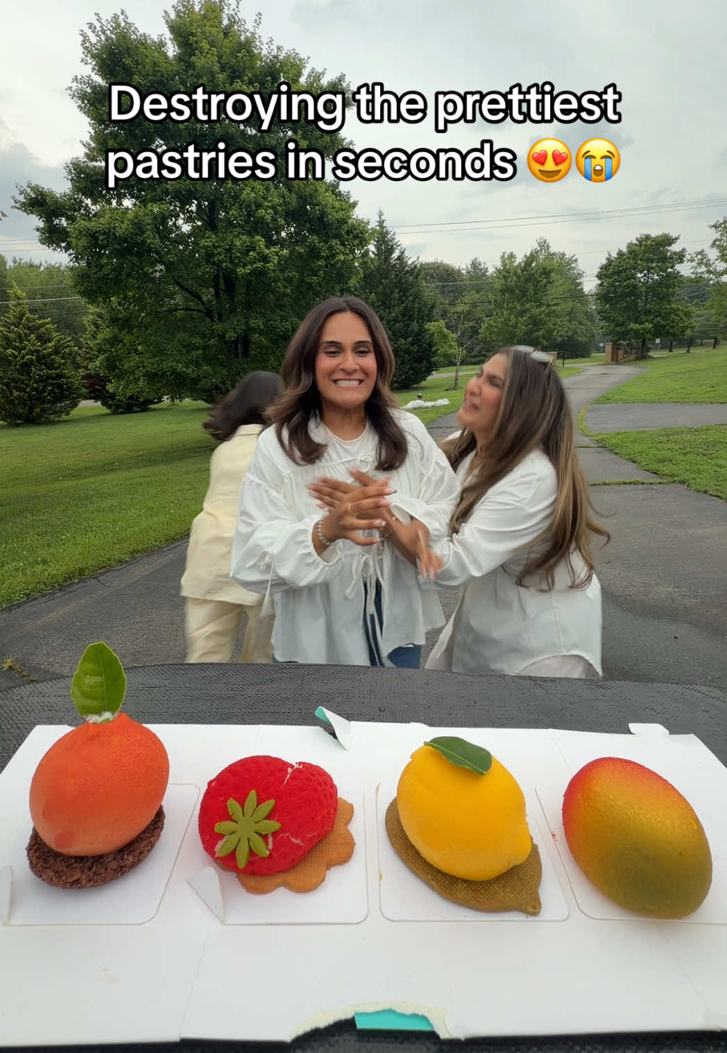 @Thesisterz