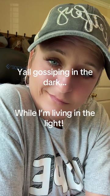 @MrsAmandaKEverett