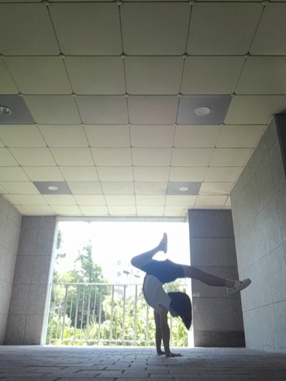 @๋ฝ์๐คธโ๏ธ