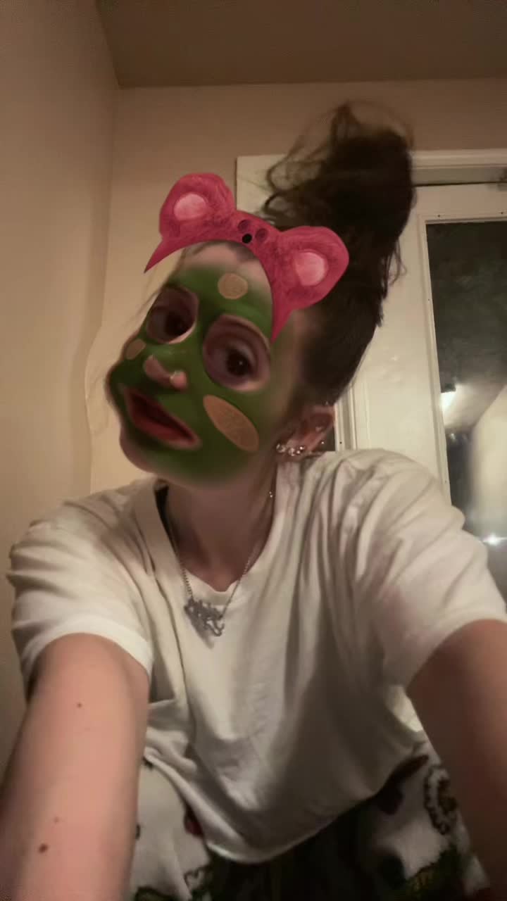 @👻.