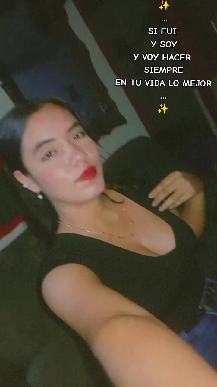 @Linda Lozano