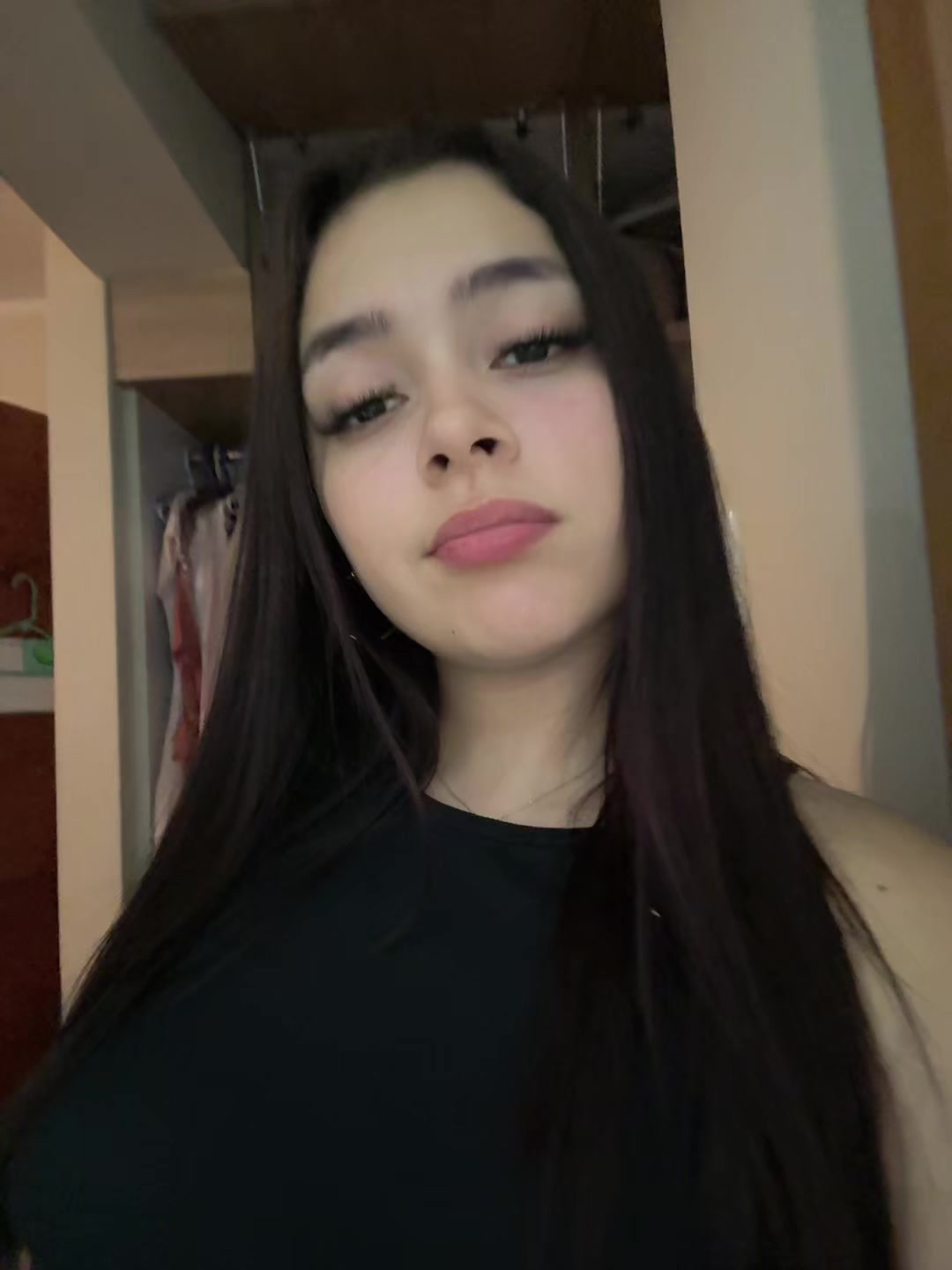 @𝑨𝑽𝑹𝑰𝑳