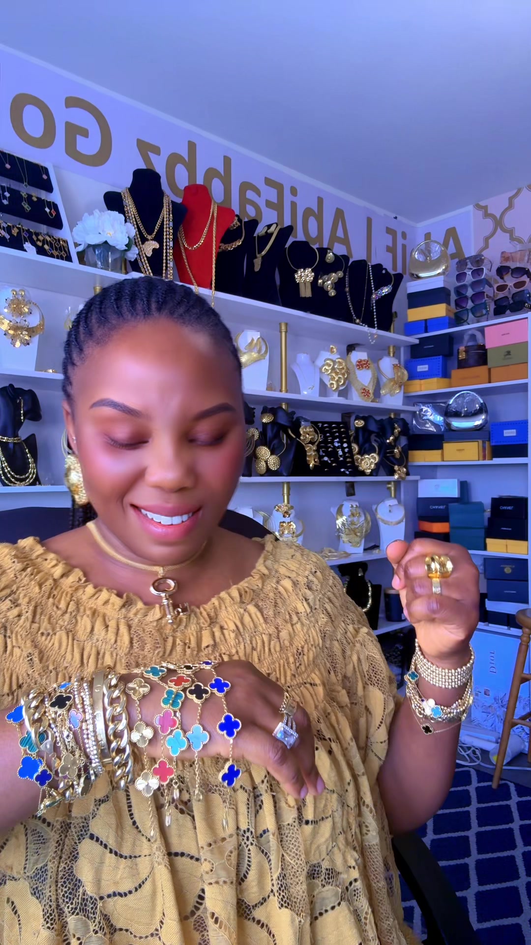 @AbiFabbz jewelry 🇨🇦🇺🇸🇬🇧