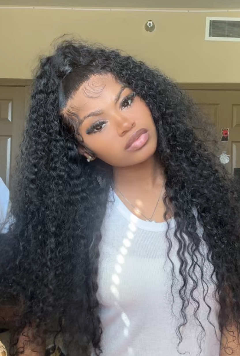 @MaraaTheDoll ౨ৎ