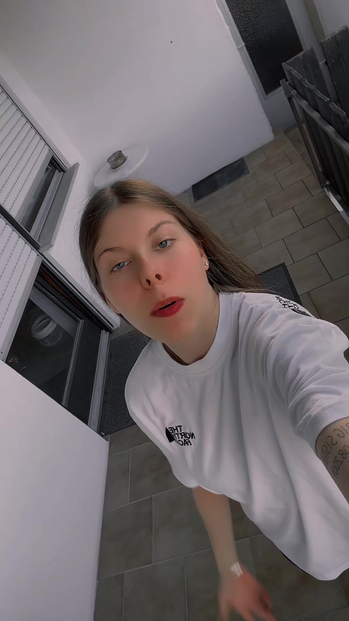 @angelina04.03