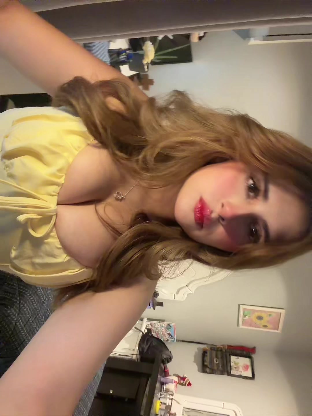 @izkuT