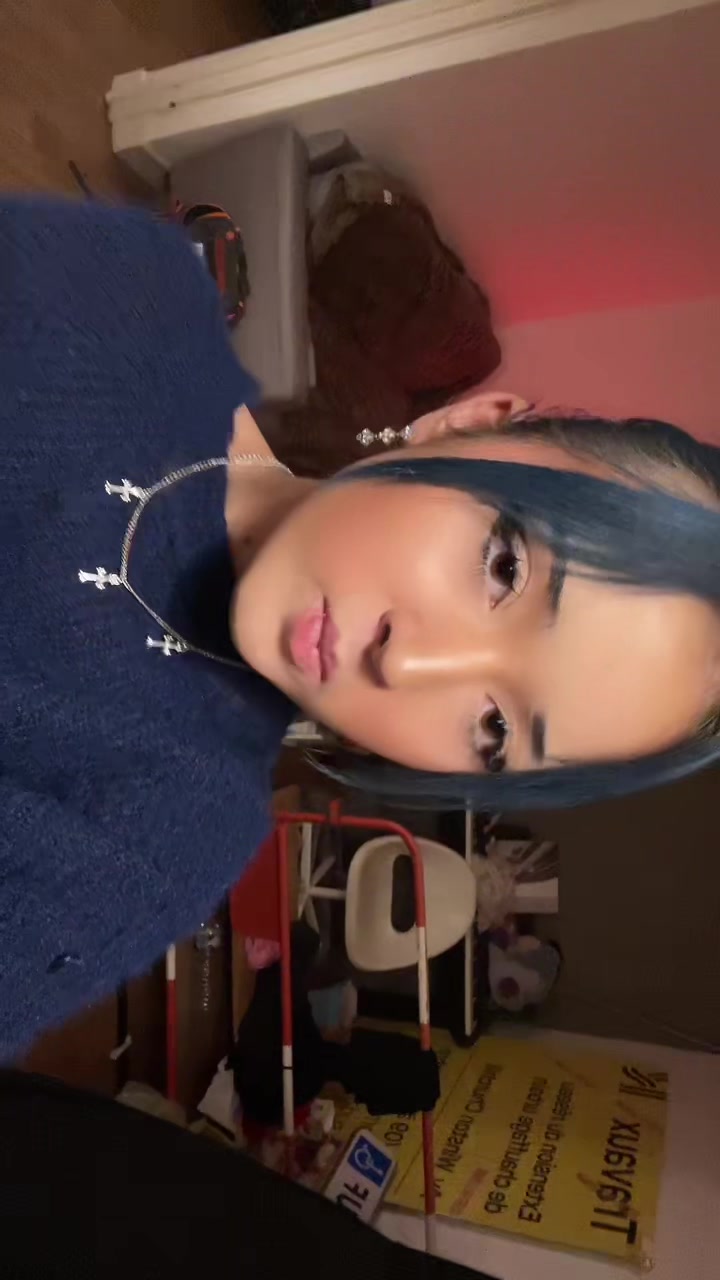 @sashavlt_