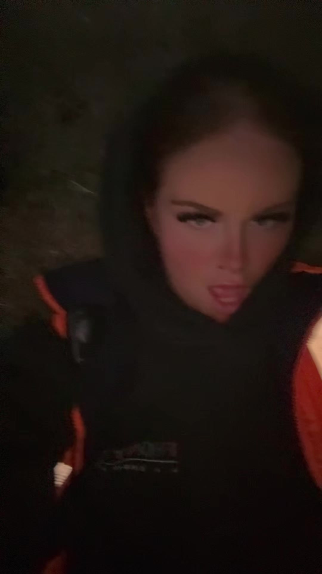 @ell.simnett