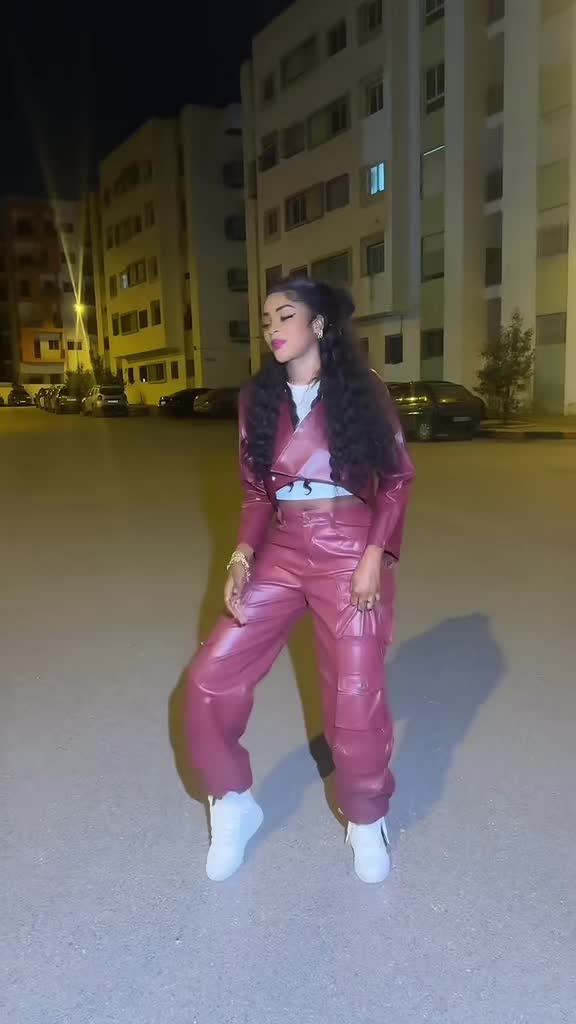 @Helenitalarein🇸🇳🇲🇱🇨🇩🇬🇲
