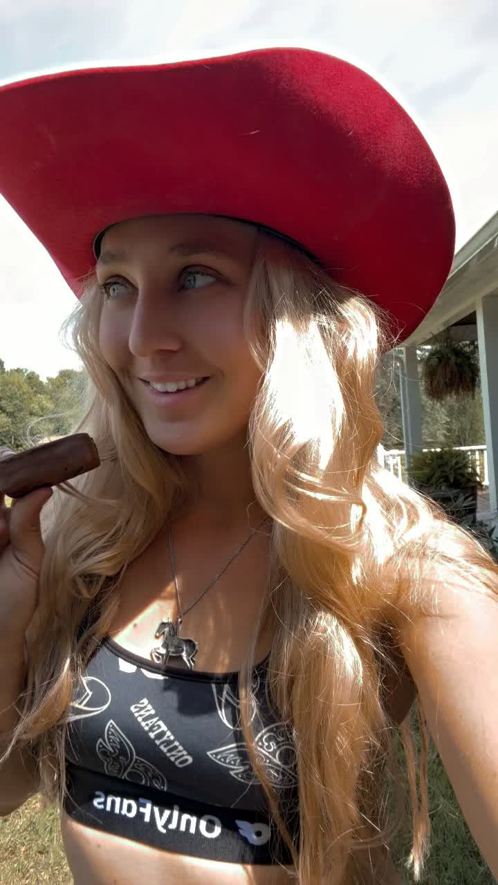 @Itsamandaleeee