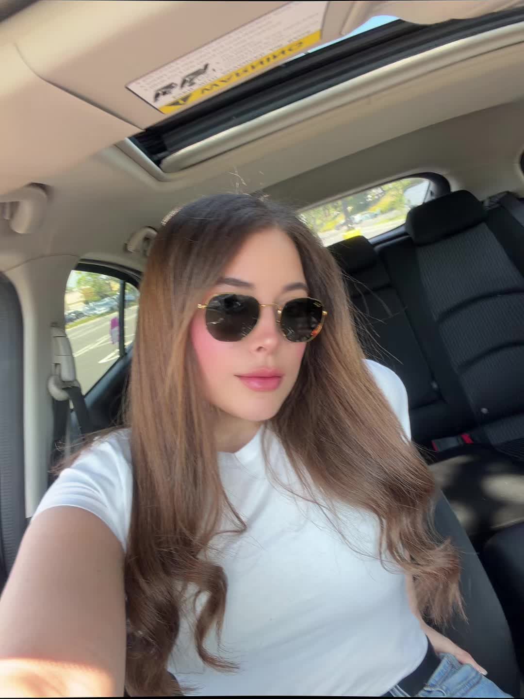 @Sofia