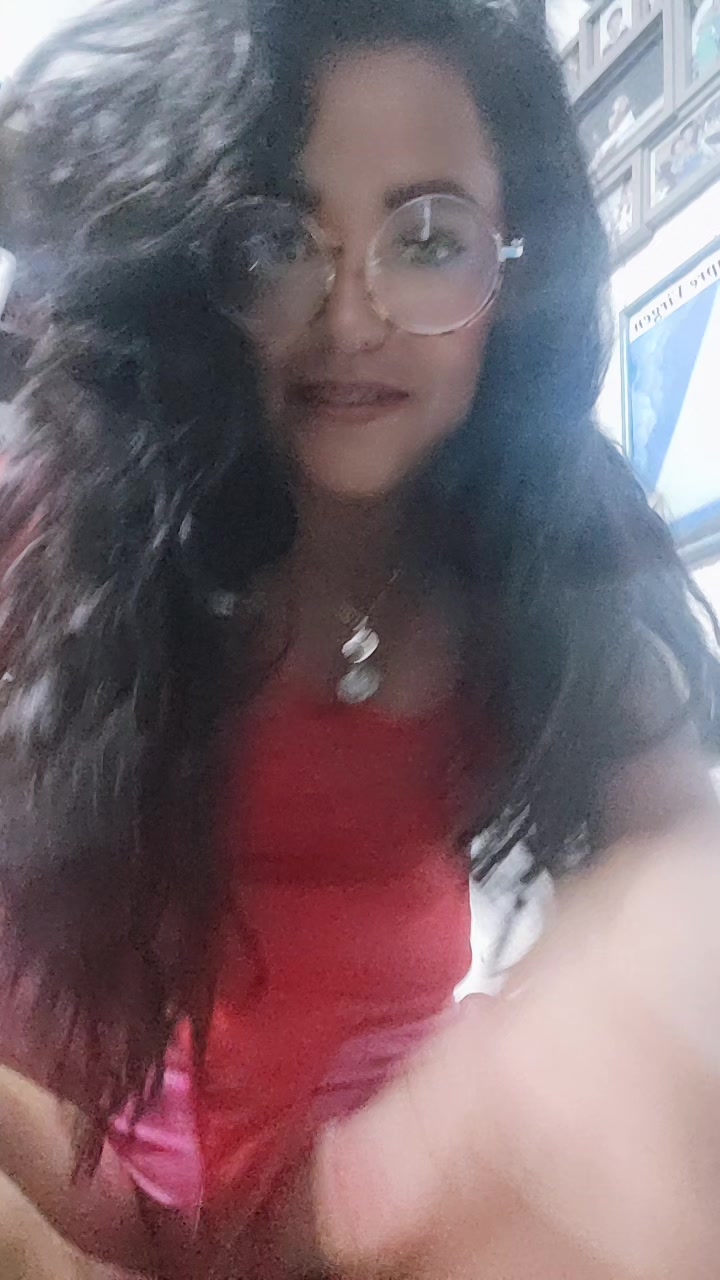 @Sandoval Viiviianita