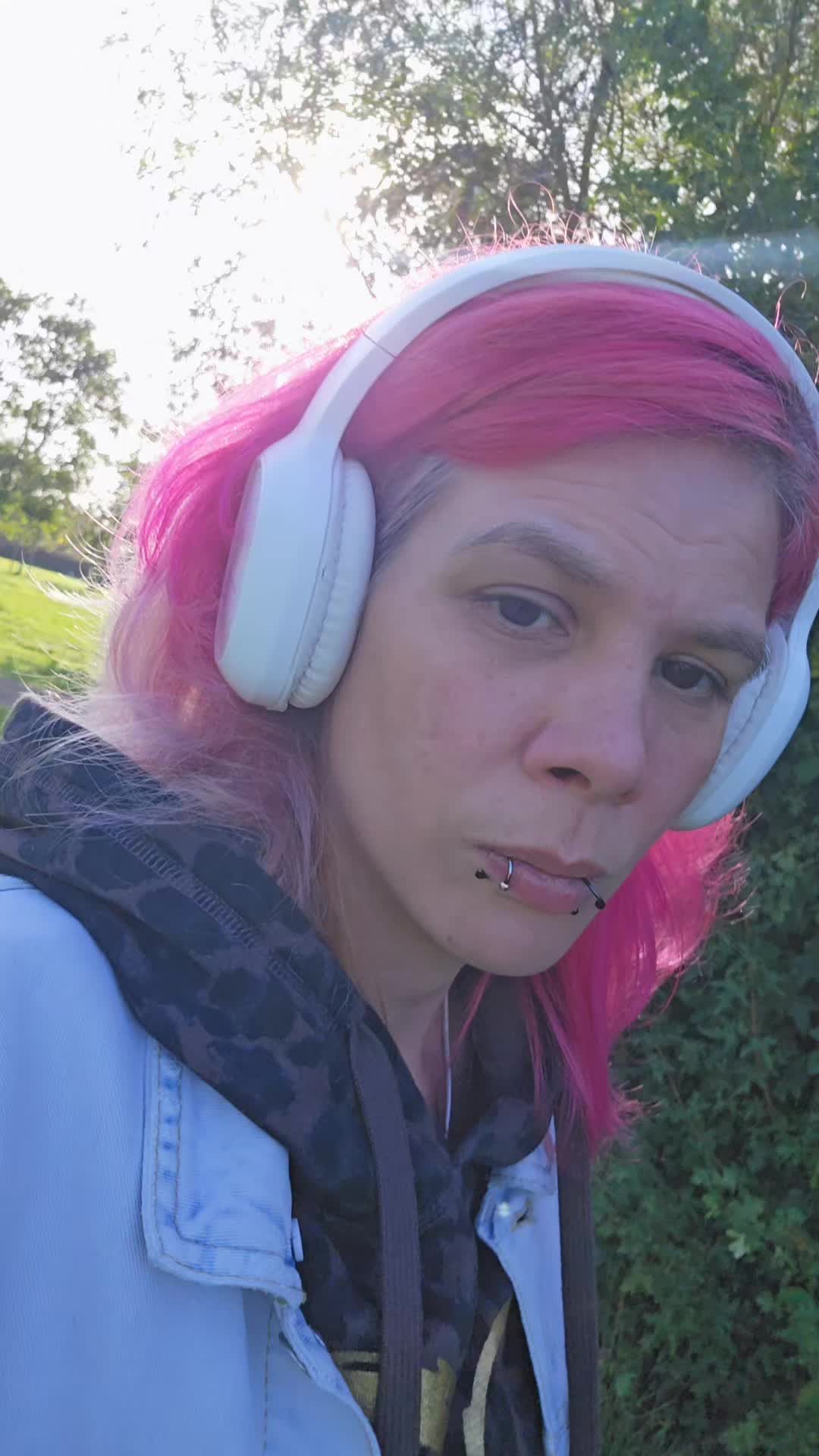 @𝒟ℯ𝓋𝒾𝓁