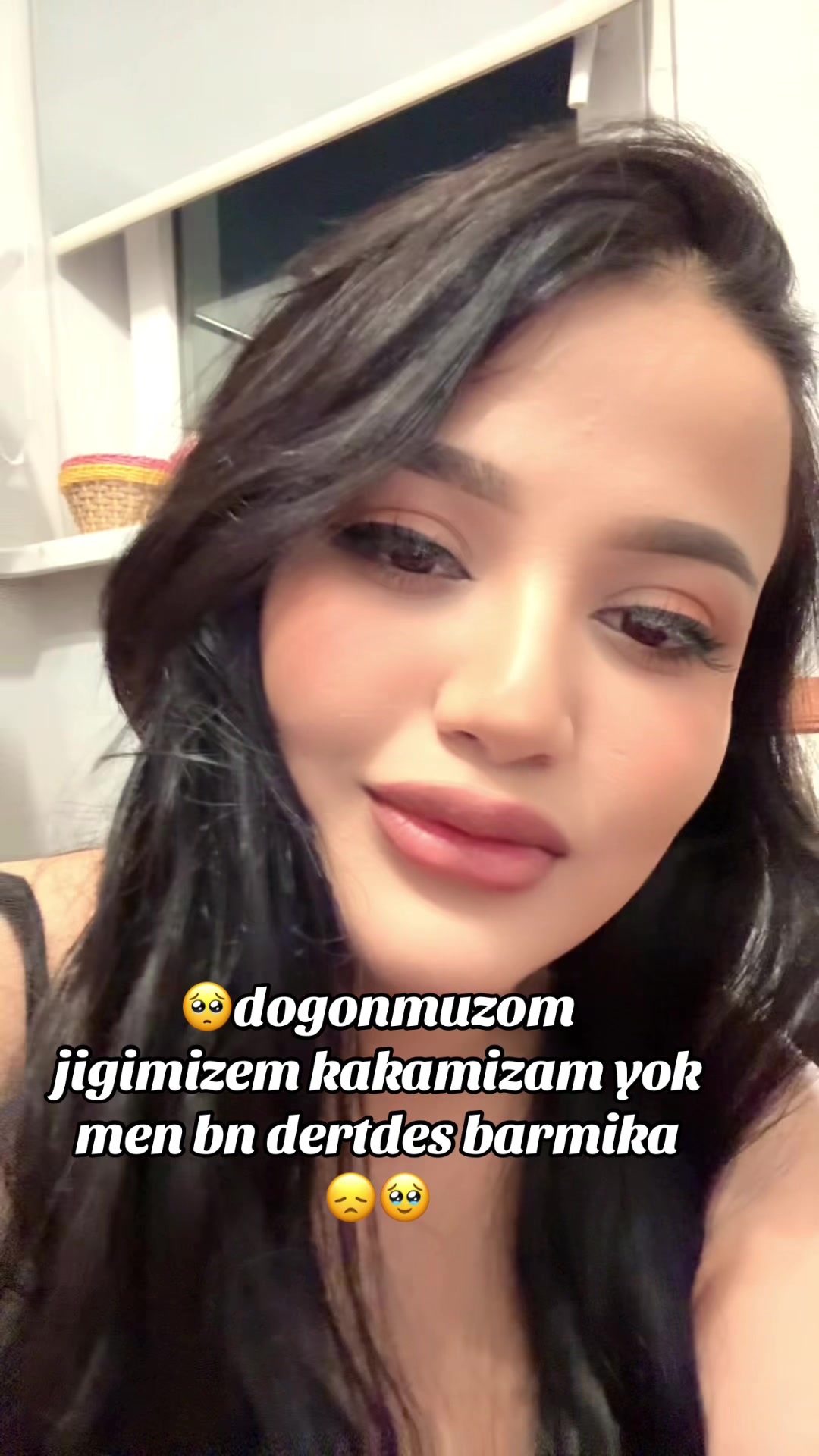 @MÄHRI VINES🖤🤚