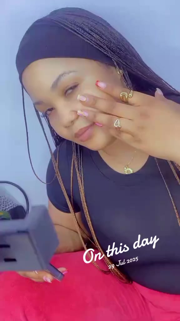 @deo__nails_lashes