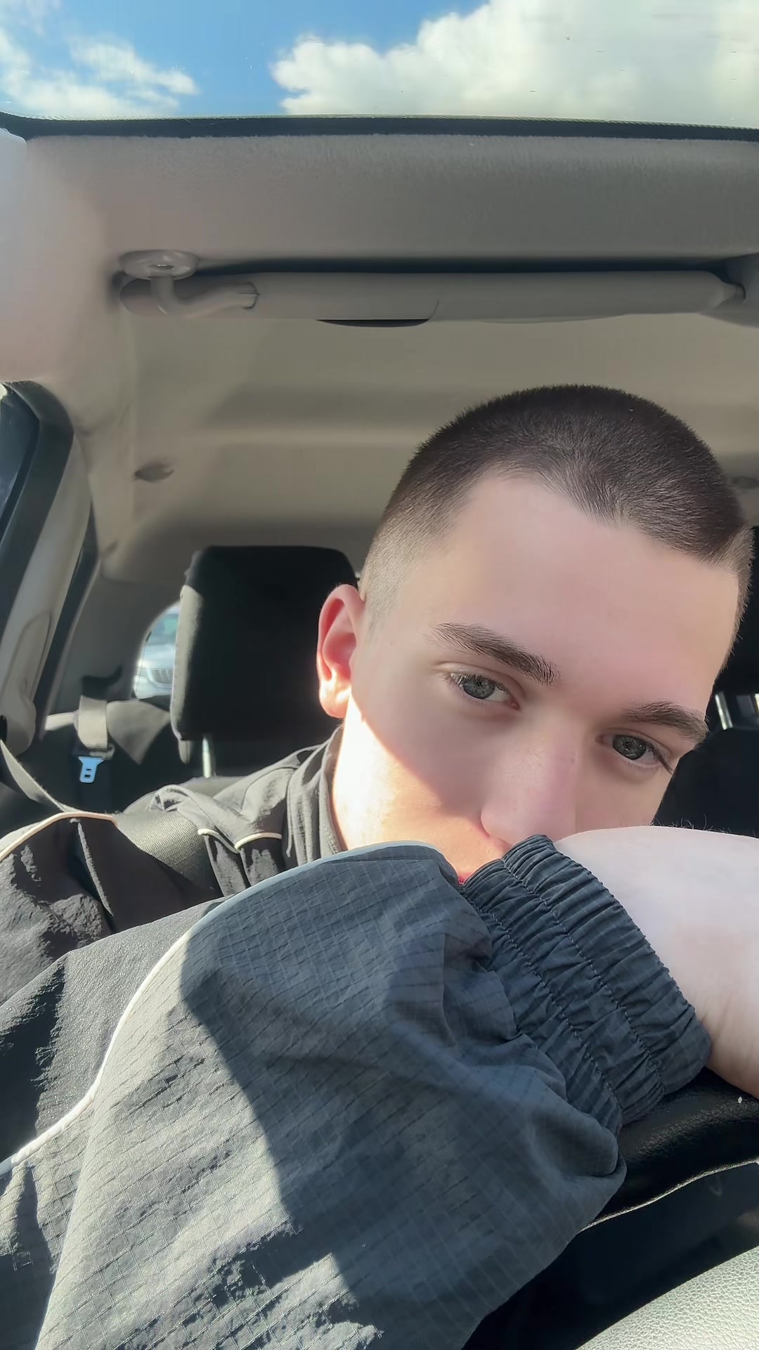 @Aresik__