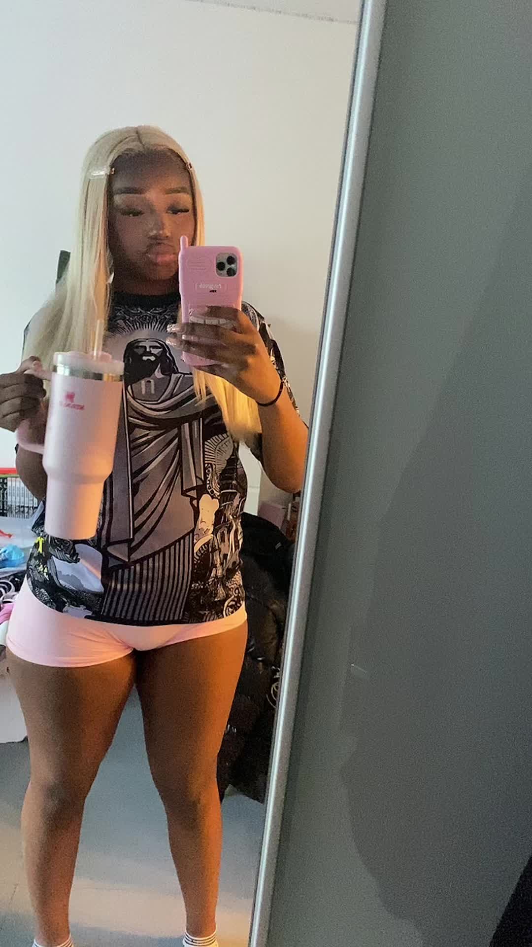 @alyssa 🧛🏾&zwj;♀️