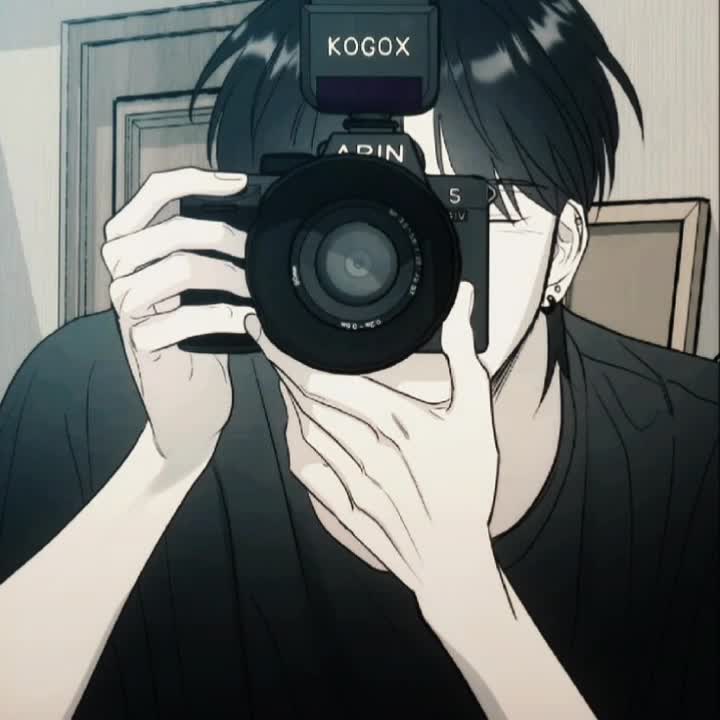 @MoonxHybe