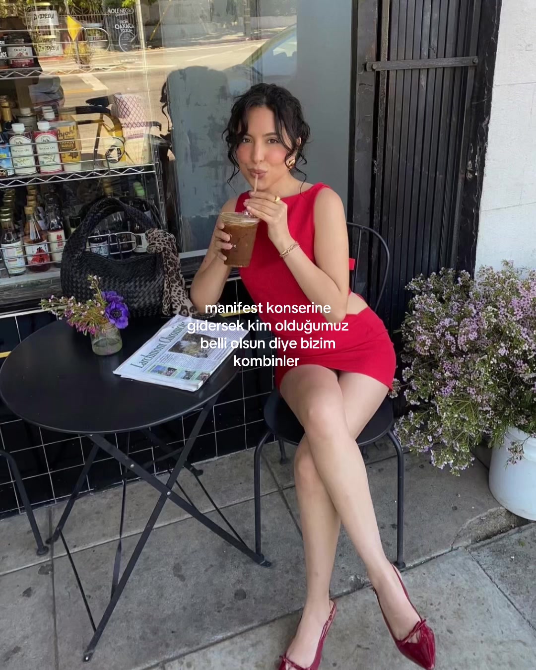 @𝒩