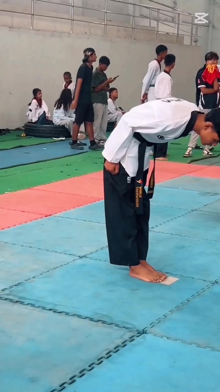 @ᴹᴿメ꧁ⒷⒾⓅⒾⓃ ꧂☂,