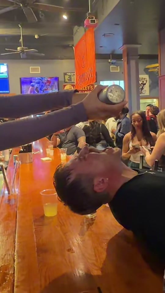 @🧃JonnySips_2.0🧃