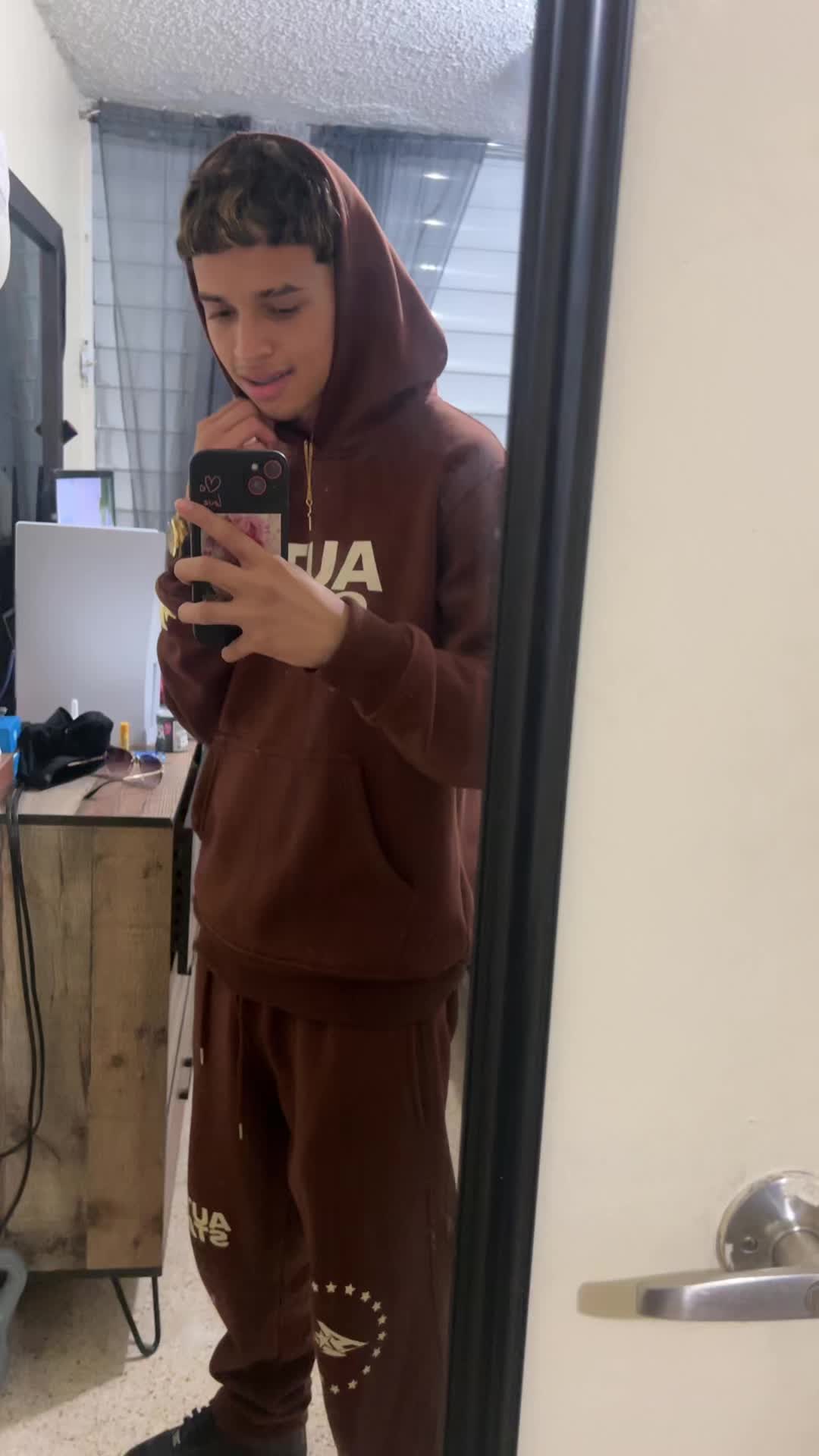@1.jeydenn