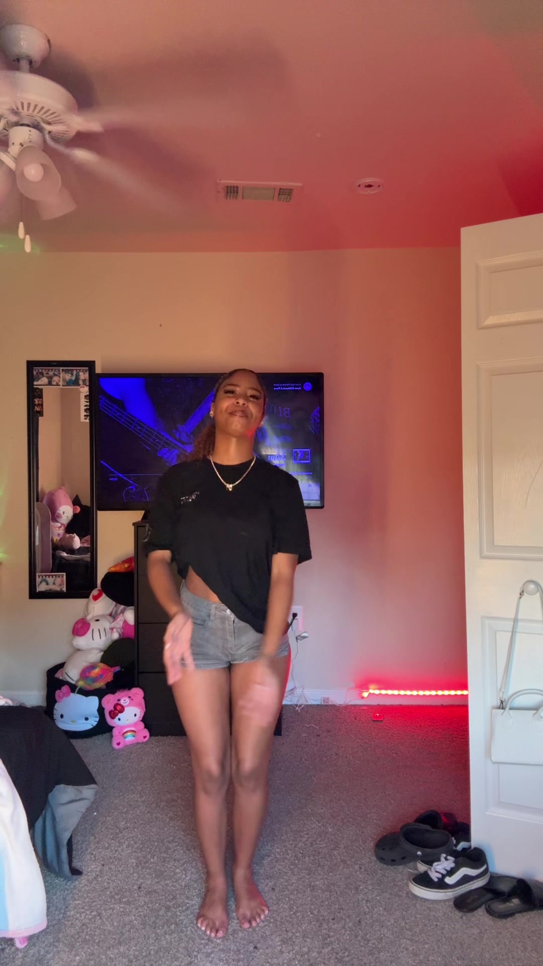 @¿ᴛᴏɴɪ?