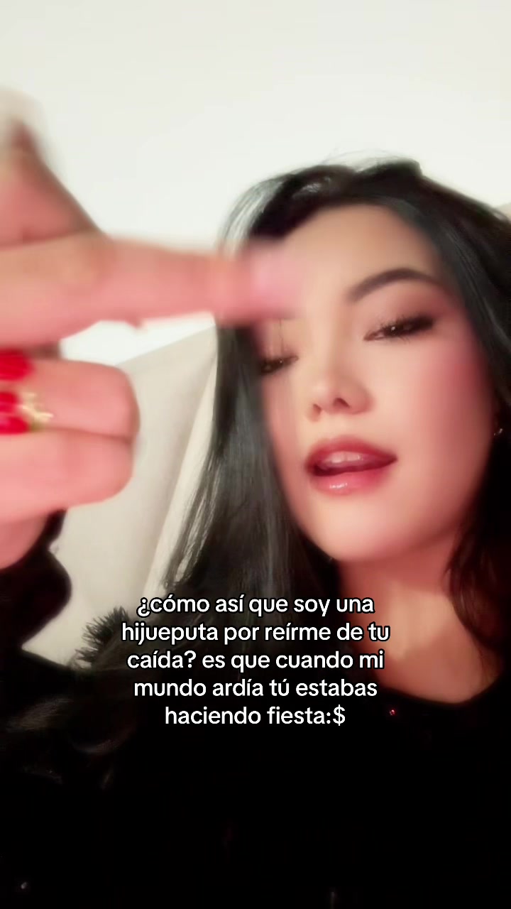 @𝓥𝓪𝓵𝓮𝓷𝓽𝓲𝓷𝓪ఌ