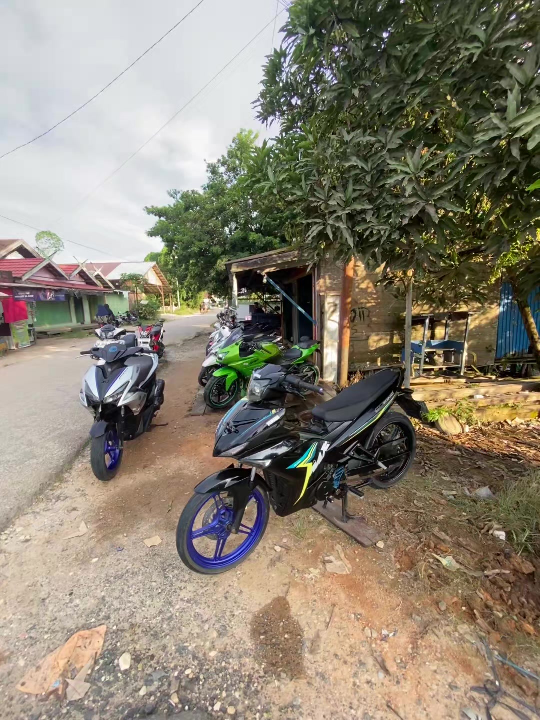 @AKBAR MOTOR TUMBANG SAMBA