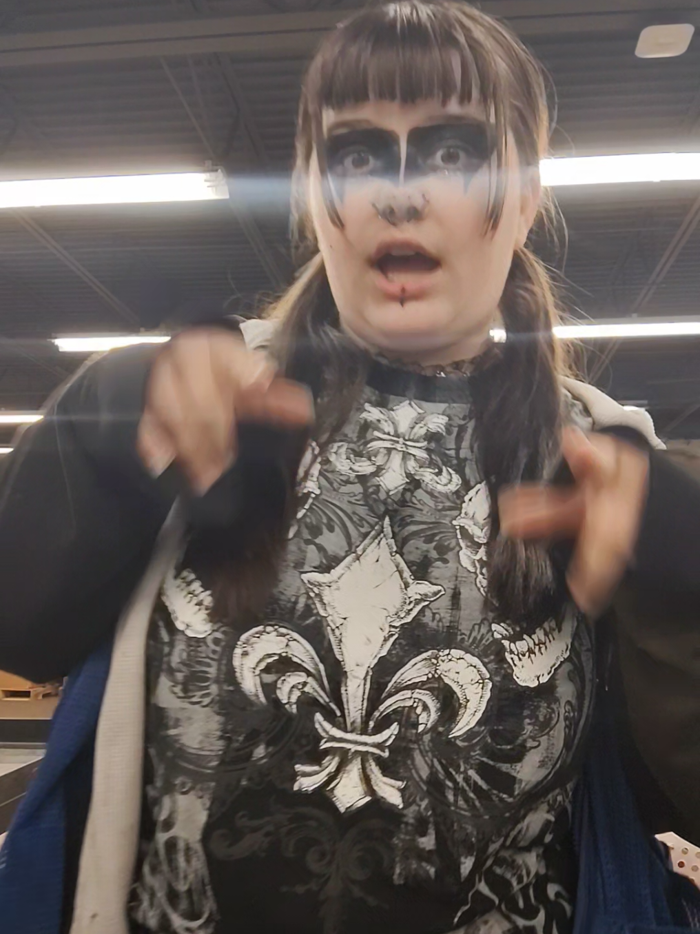 @🕷️charlie Monster🕷️