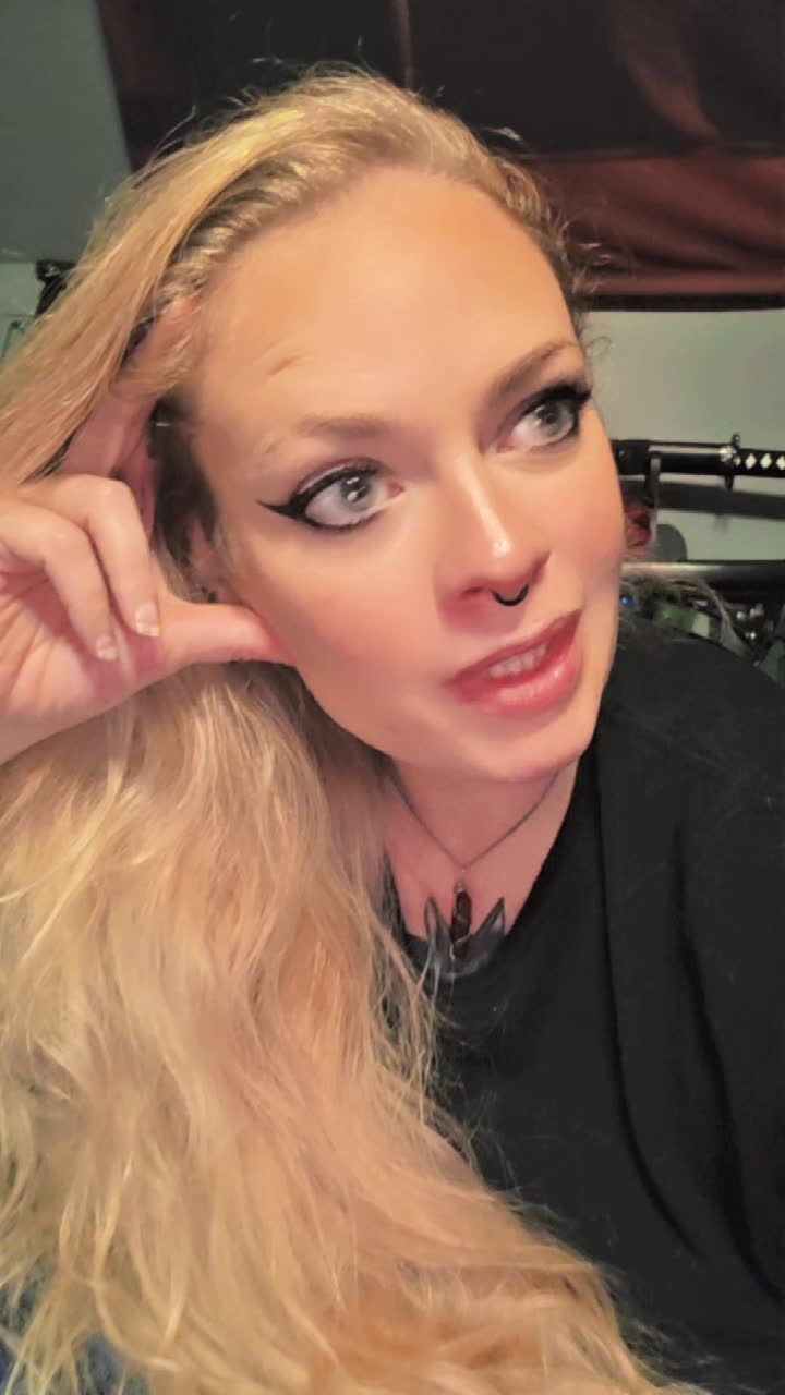 @inkedsiren