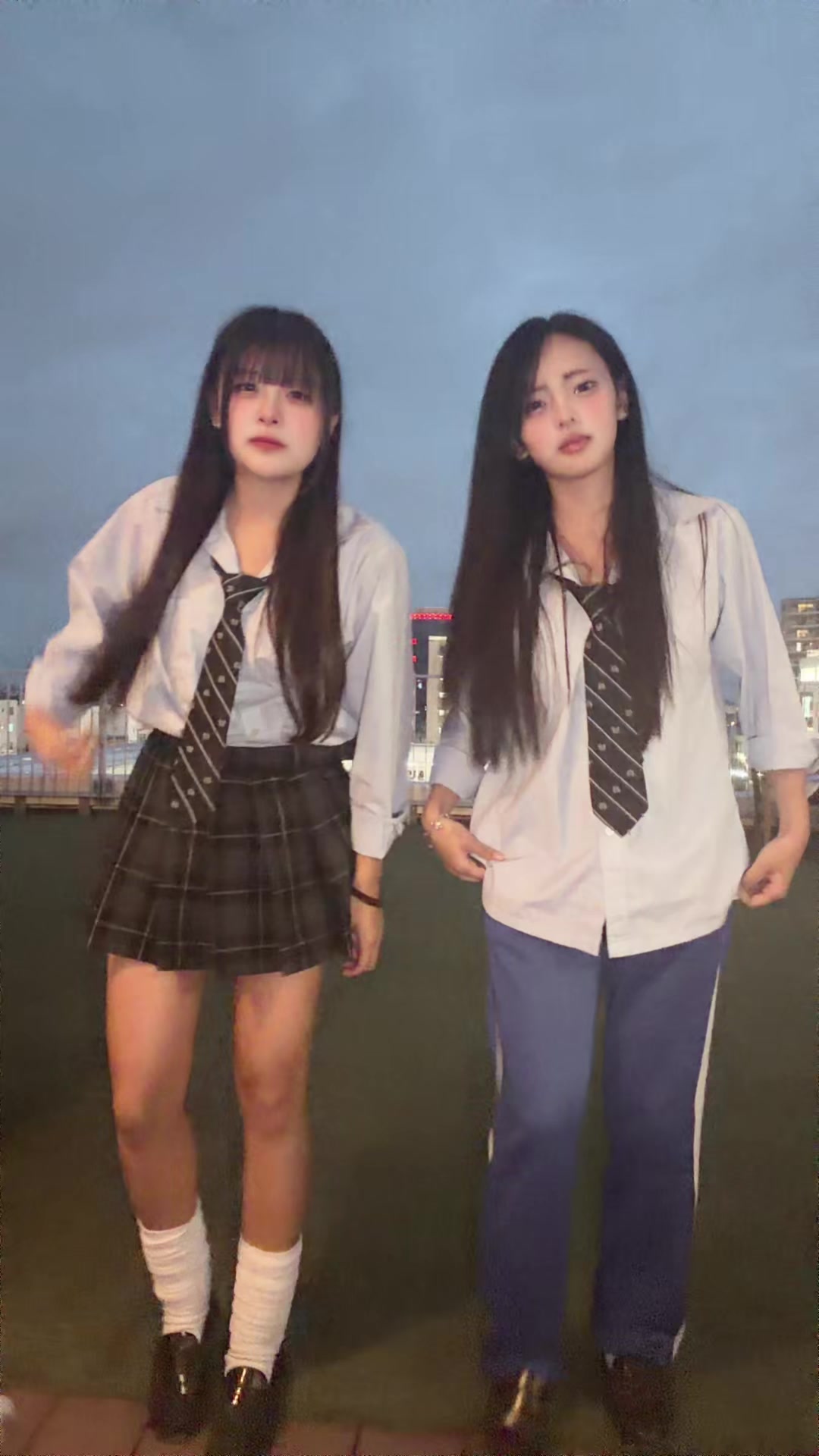 @こな