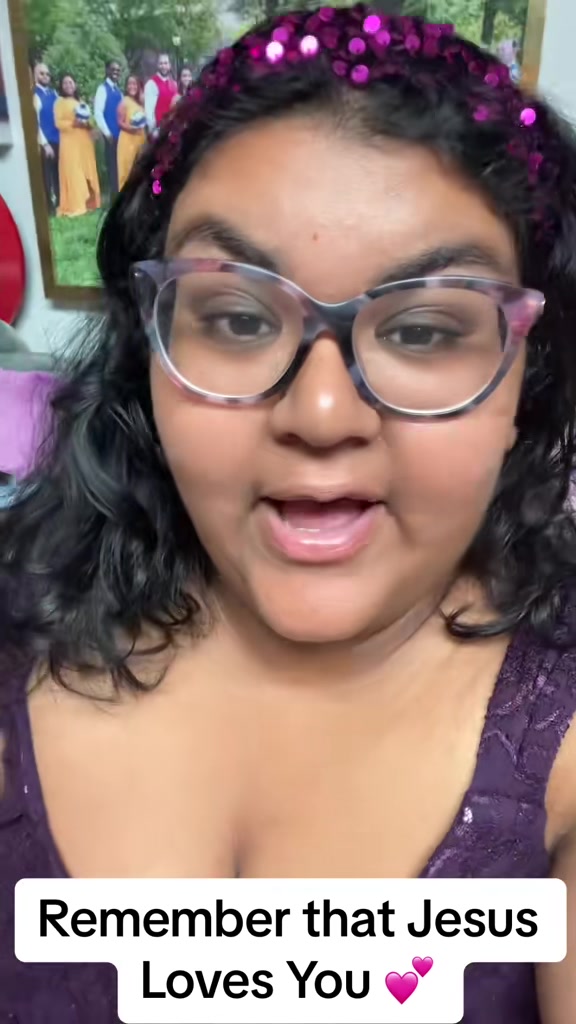 @Lovely_Lisa0906