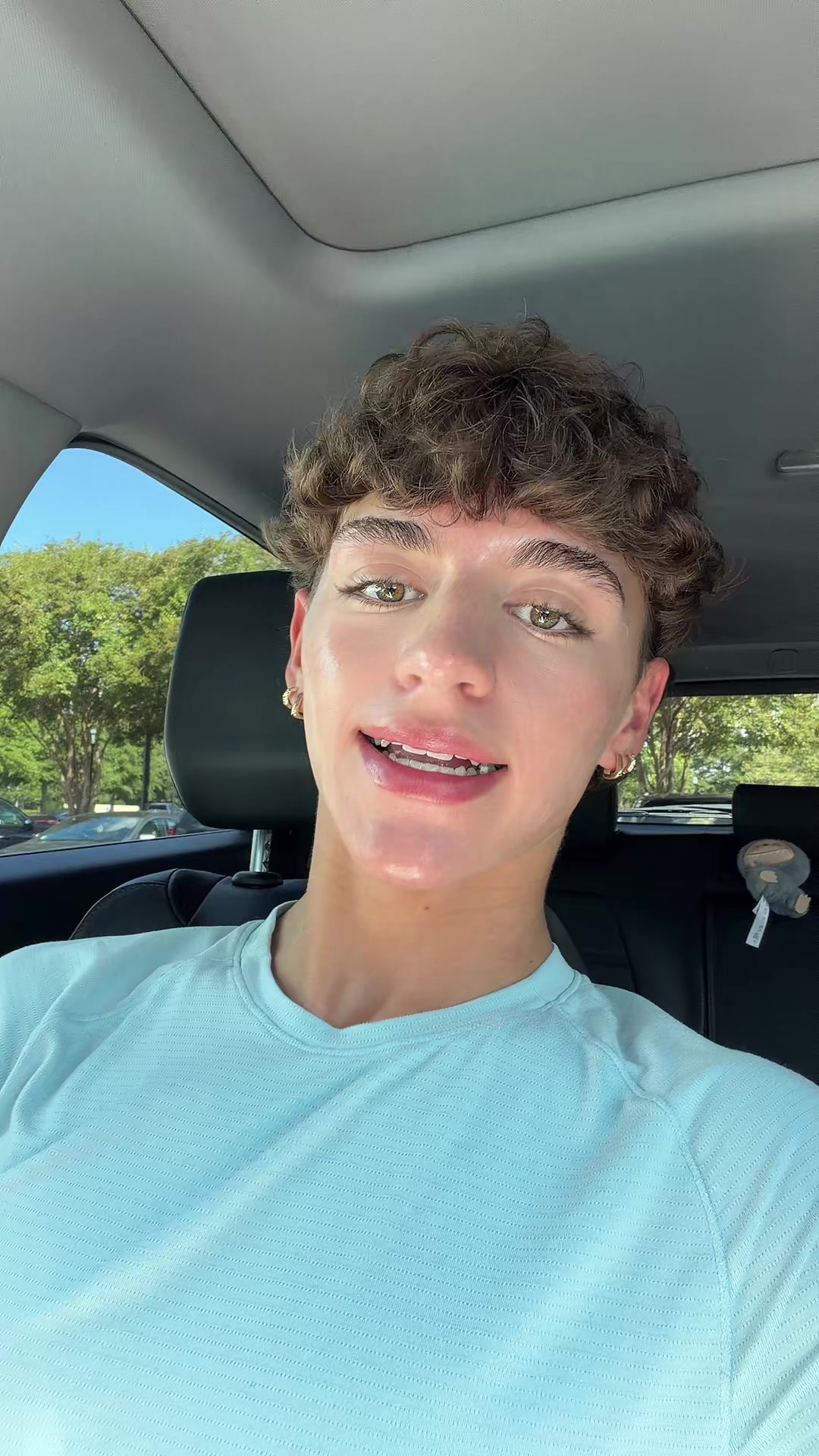 @xavierw_hall