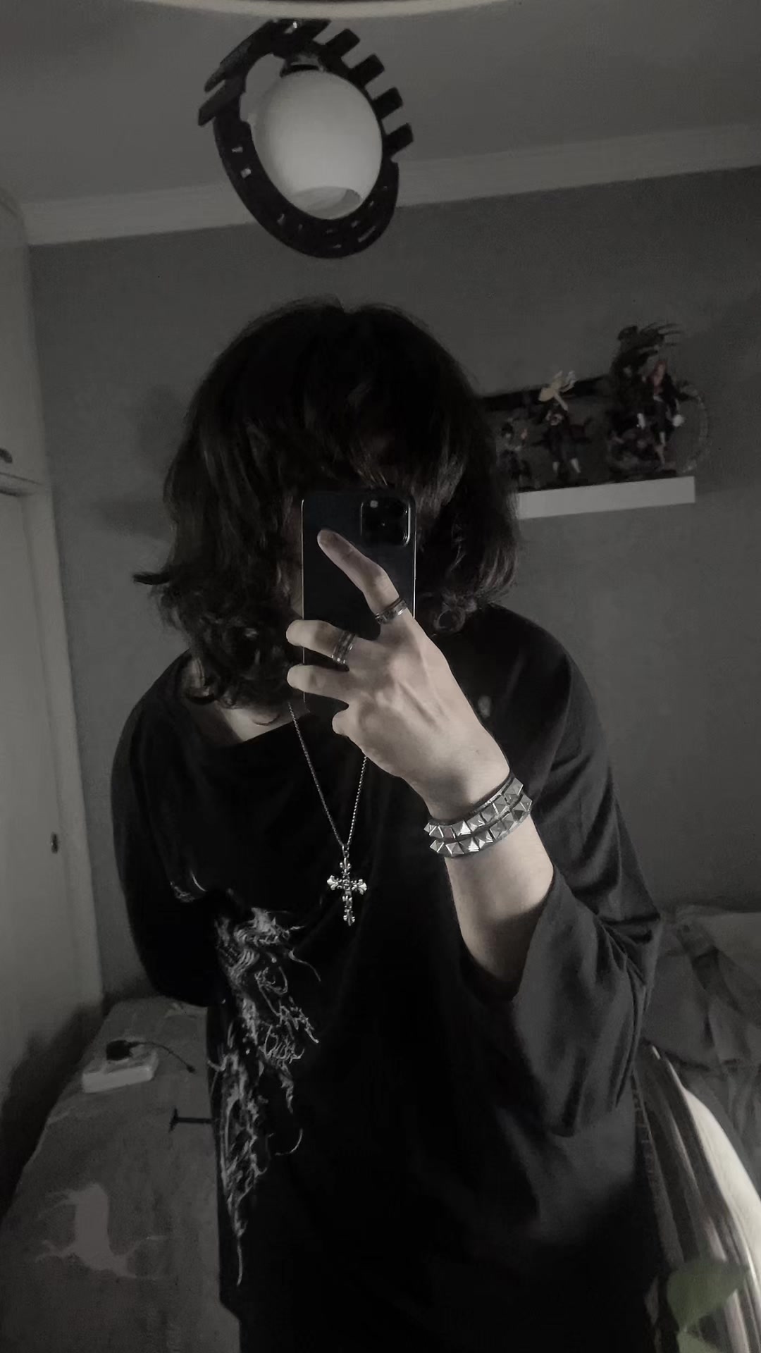 @blooodyravenn
